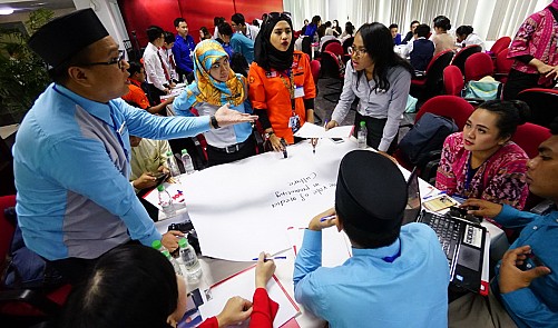 SSEAYP 2016 ambassadors join lively discussions during stay in Ho Chi Minh City