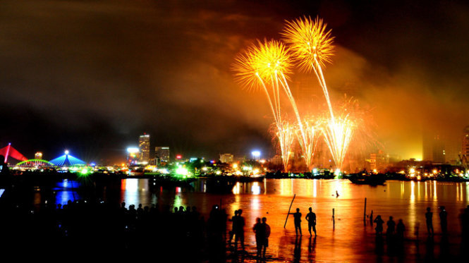 Da Nang announces 2-month int’l fireworks festival