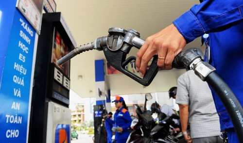 OPEC output deal has no immediate effect on Vietnam: insiders