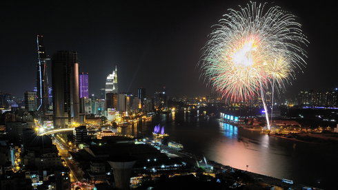Fireworks to light up Saigon sky in celebration of New Year, Tet