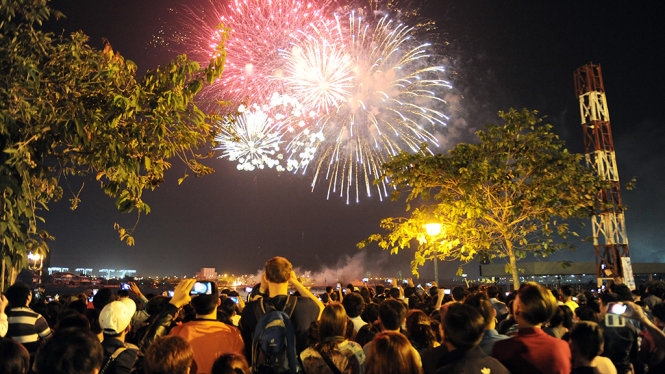 No fireworks for upcoming Lunar New Year, Vietnam Party says