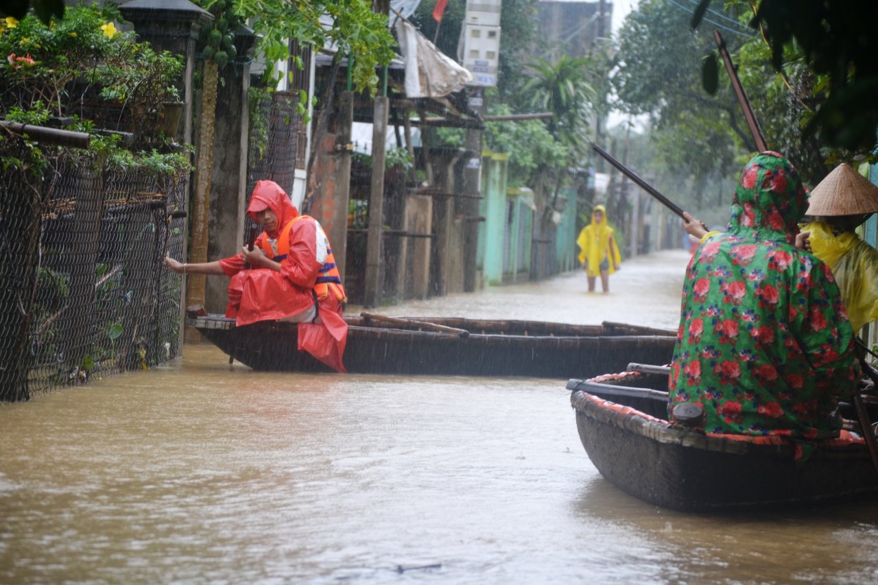 Natural disasters across Vietnam left over 250 dead in 2016