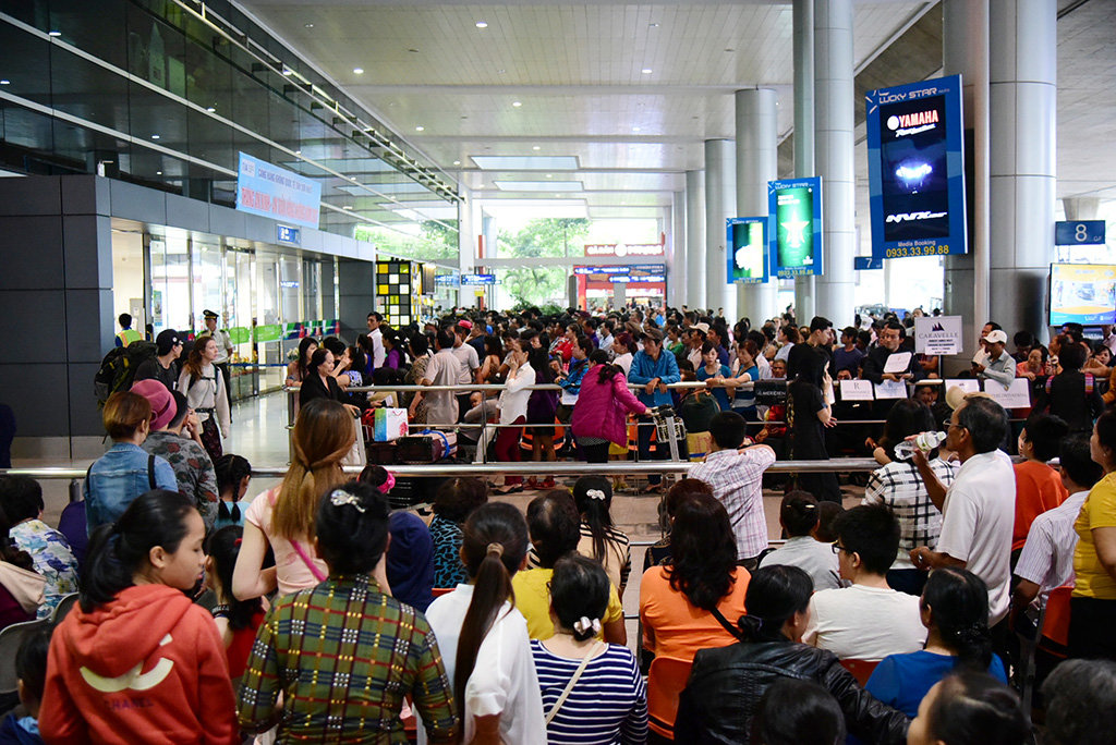 Ho Chi Minh City cracks down on pre-Tet congestion at major airport