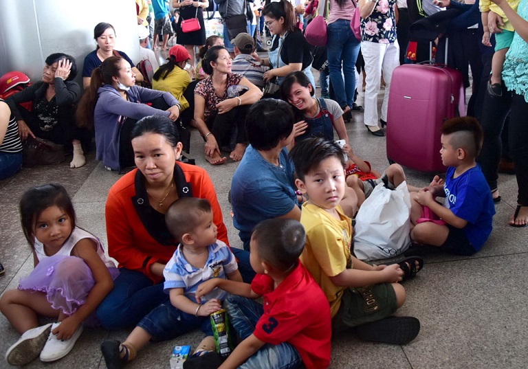 Pre-Tet passengers choke up Ho Chi Minh City