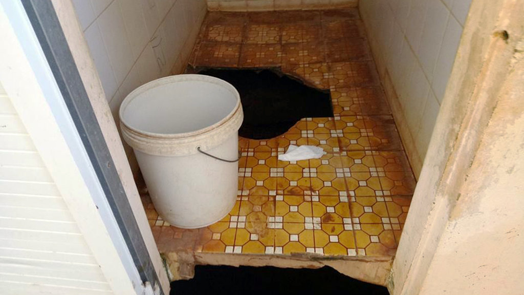 Vietnamese kindergartener falls into 5m pit in toilet floor collapse