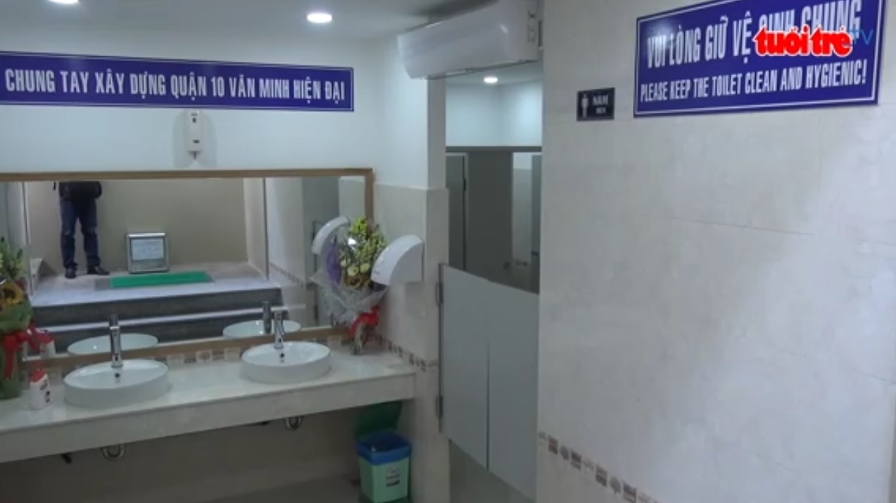 Modern public washrooms installed in Ho Chi Minh City