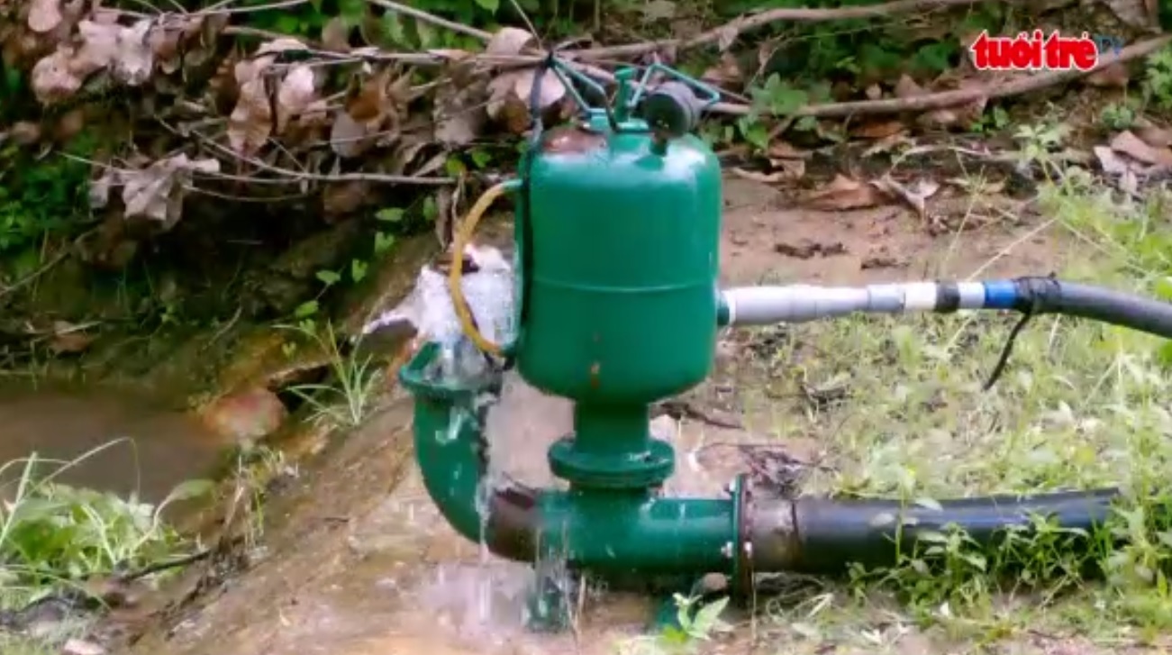 Vietnamese engineer invents electricity-, fuel-free water pump