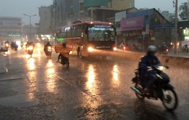 Make Vietnam traffic great again: Be more thoughtful with your lights, horns