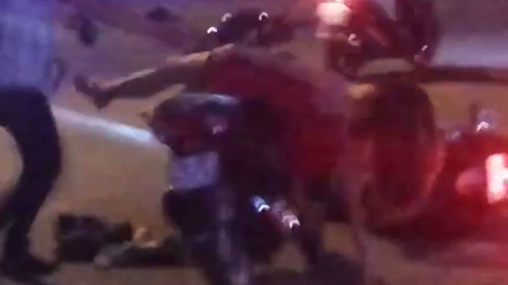 Police probe video of man publicly beating girlfriend in southern Vietnam