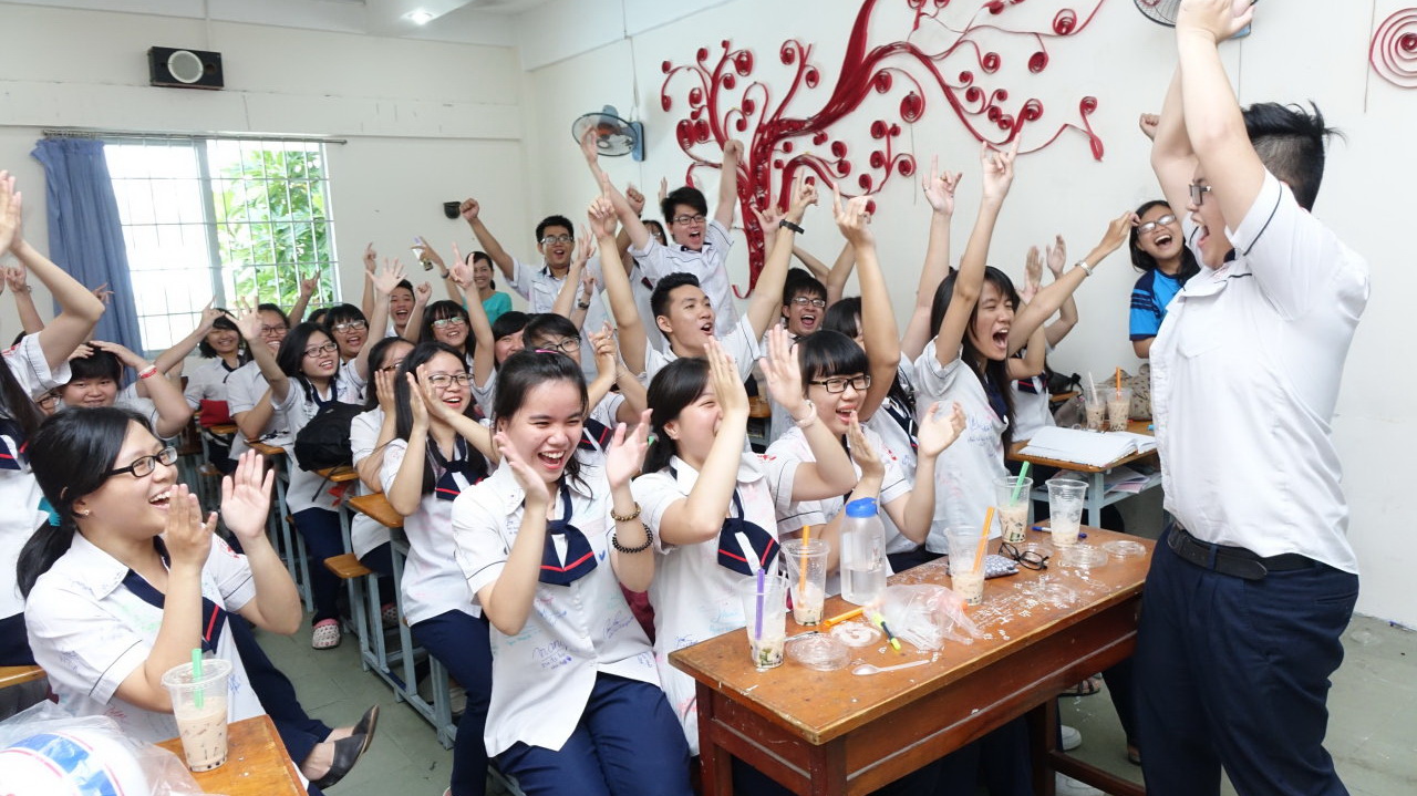 Vietnam to scrap national high school exam in bid to transform education system