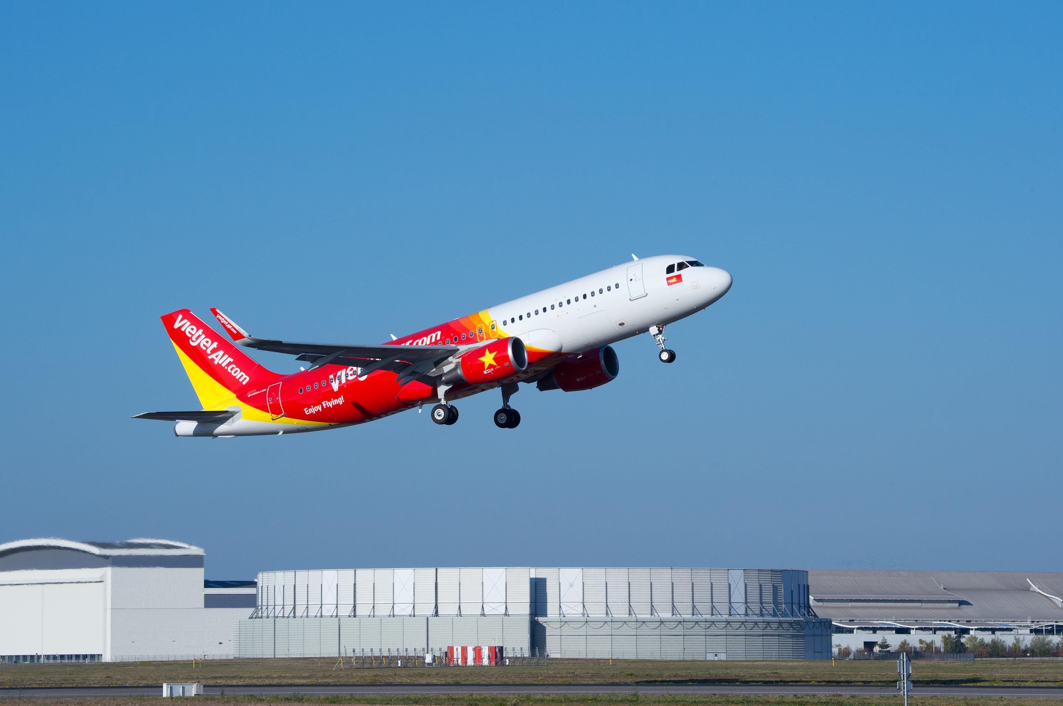 Vietjet offers one million promotional tickets in summer campaign