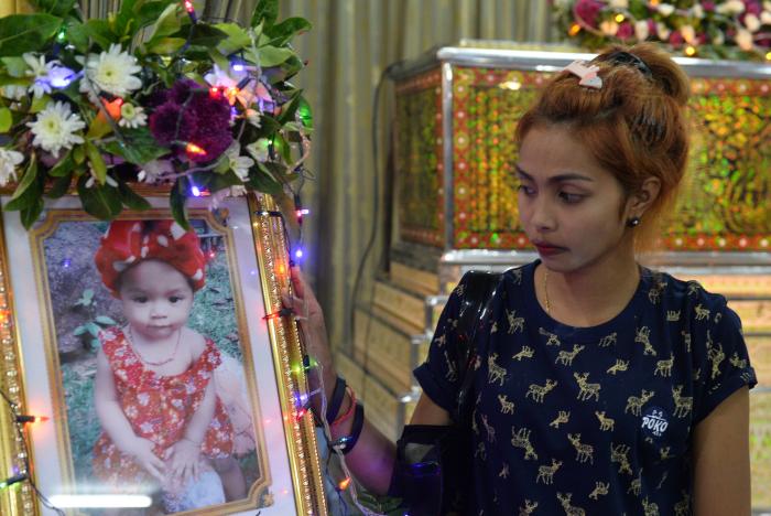 Thai man broadcasts baby daughter's murder live on Facebook