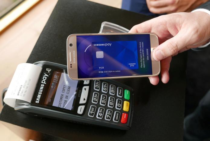 Cashless society getting closer, survey finds