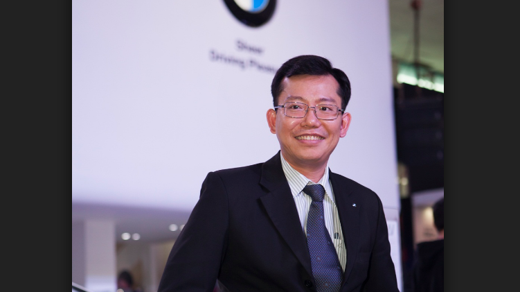 Top executive of BMW dealer in Vietnam arrested on smuggling charges
