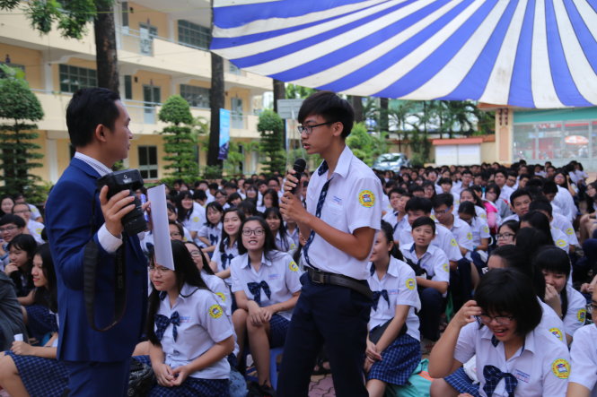 Foreign educators respond to Vietnam’s plan to eliminate the high school graduation exam
