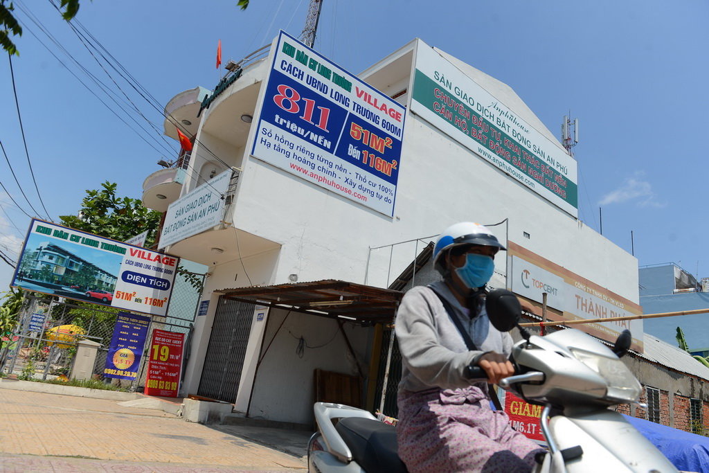 Land prices surge amidst unconfirmed rumors in suburban Ho Chi Minh City