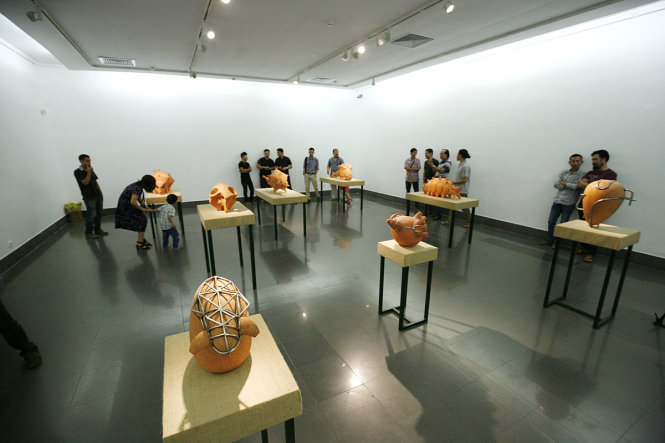 Contemporary terracotta works on view in Hanoi
