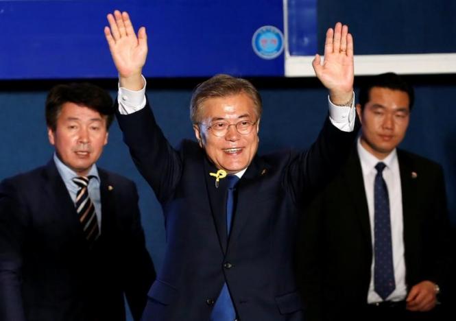 South Korea's Moon takes presidency of divided country amid North Korea tensions