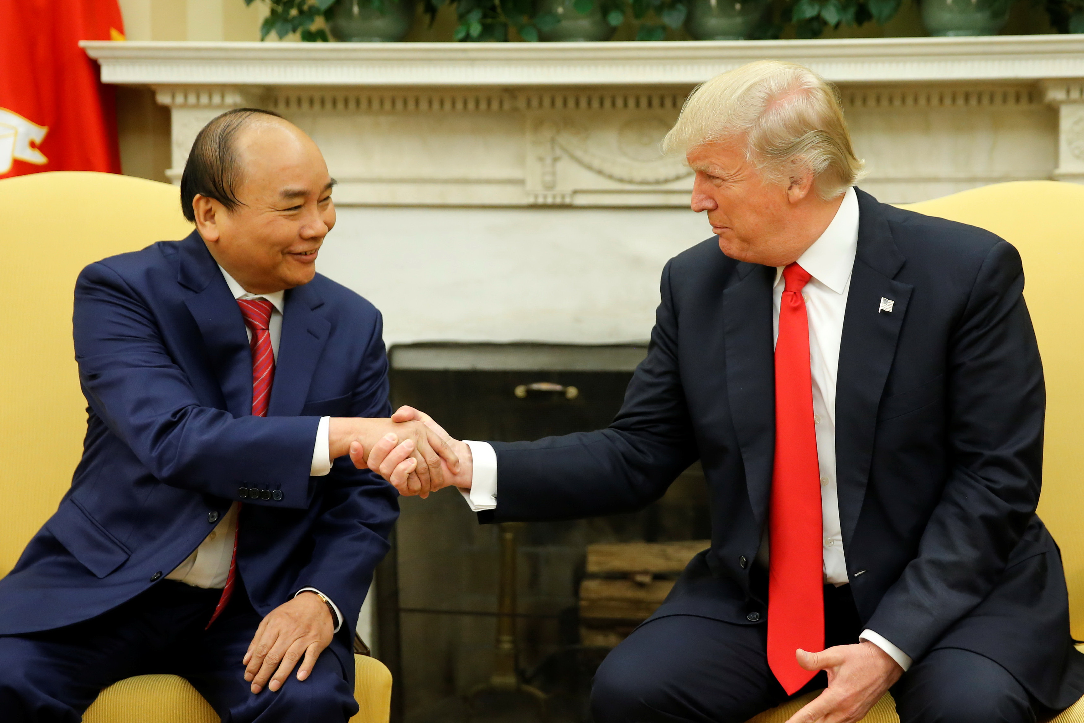 Trump hails deals worth 'billions' with Vietnam