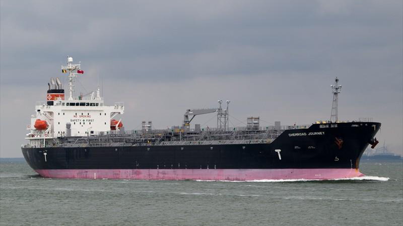 30,000-ton chemical tanker runs aground off Vietnam coast