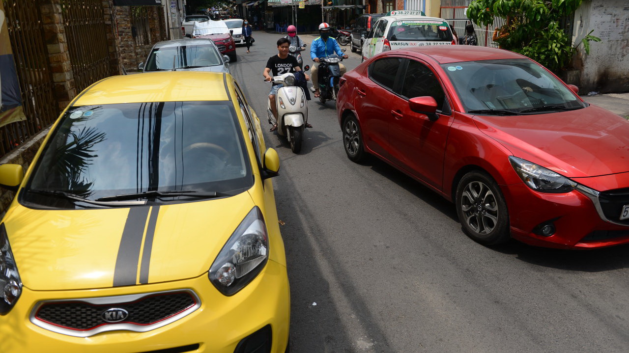 Alley parking a thorny issue in Ho Chi Minh City