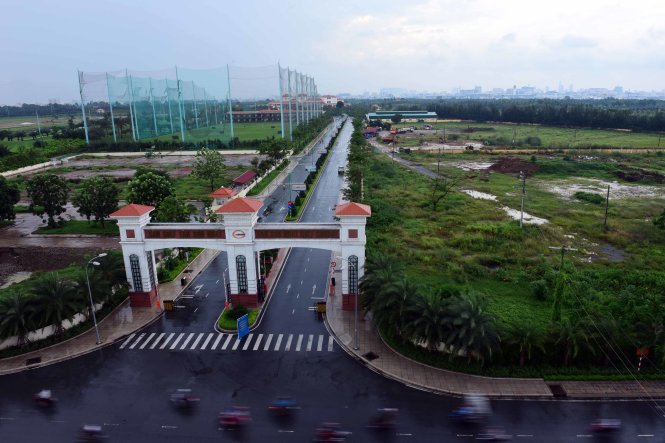 Vietnam PM requests urgent feasibility study for new runway at Tan Son Nhat