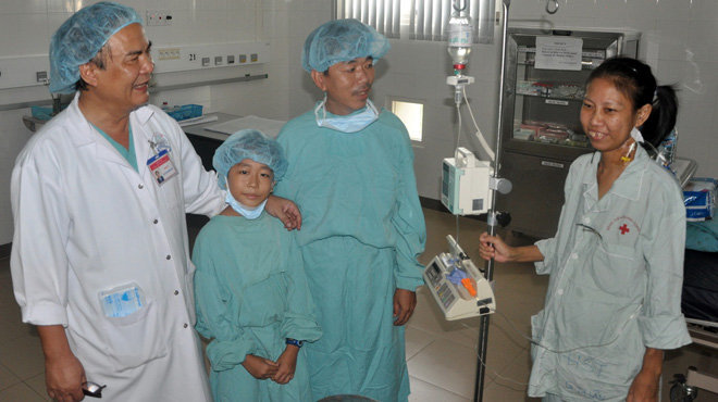 Vietnam patient wins lifetime compensation after both kidneys removed by hospital