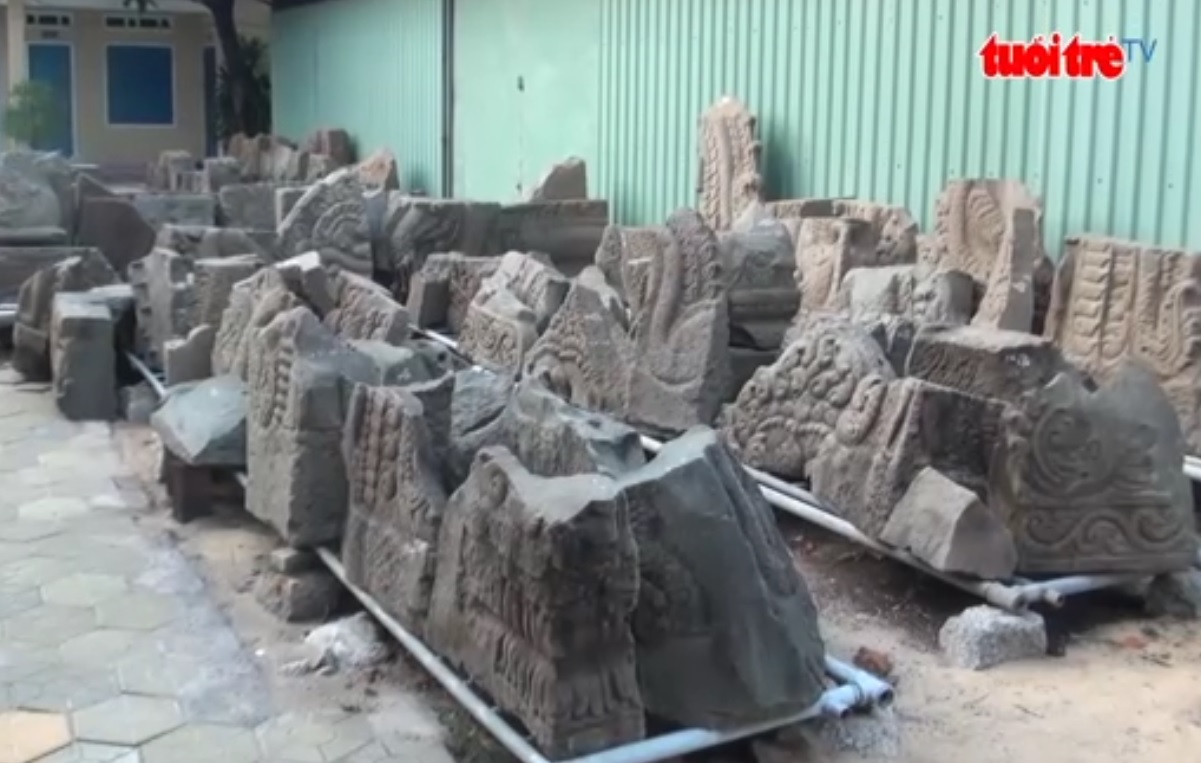 Centuries-old artifacts left untended in Binh Dinh Province