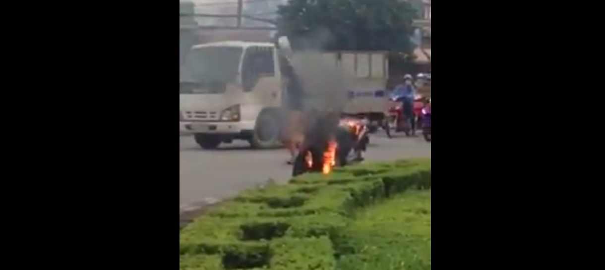 Man under influence of meth burns bike, self in southern Vietnam