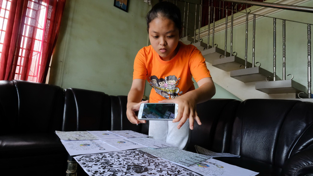 Vietnamese high school student creates AR chemistry app after academic flop