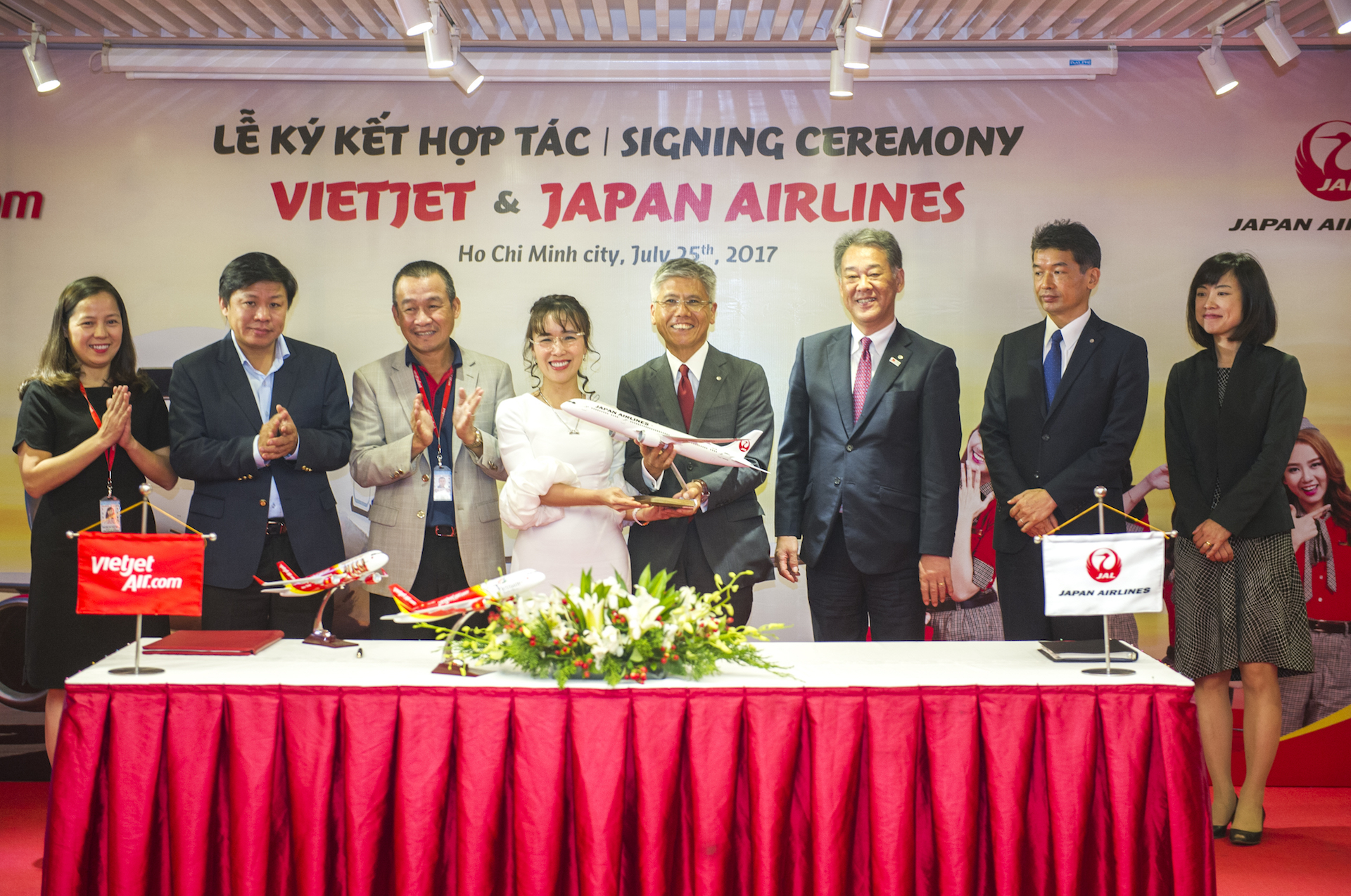 Vietjet, Japan Airlines form partnership