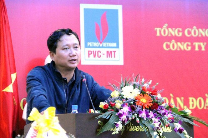 Fugitive ex-chairman of Vietnam state-run firm turns self in after a year 