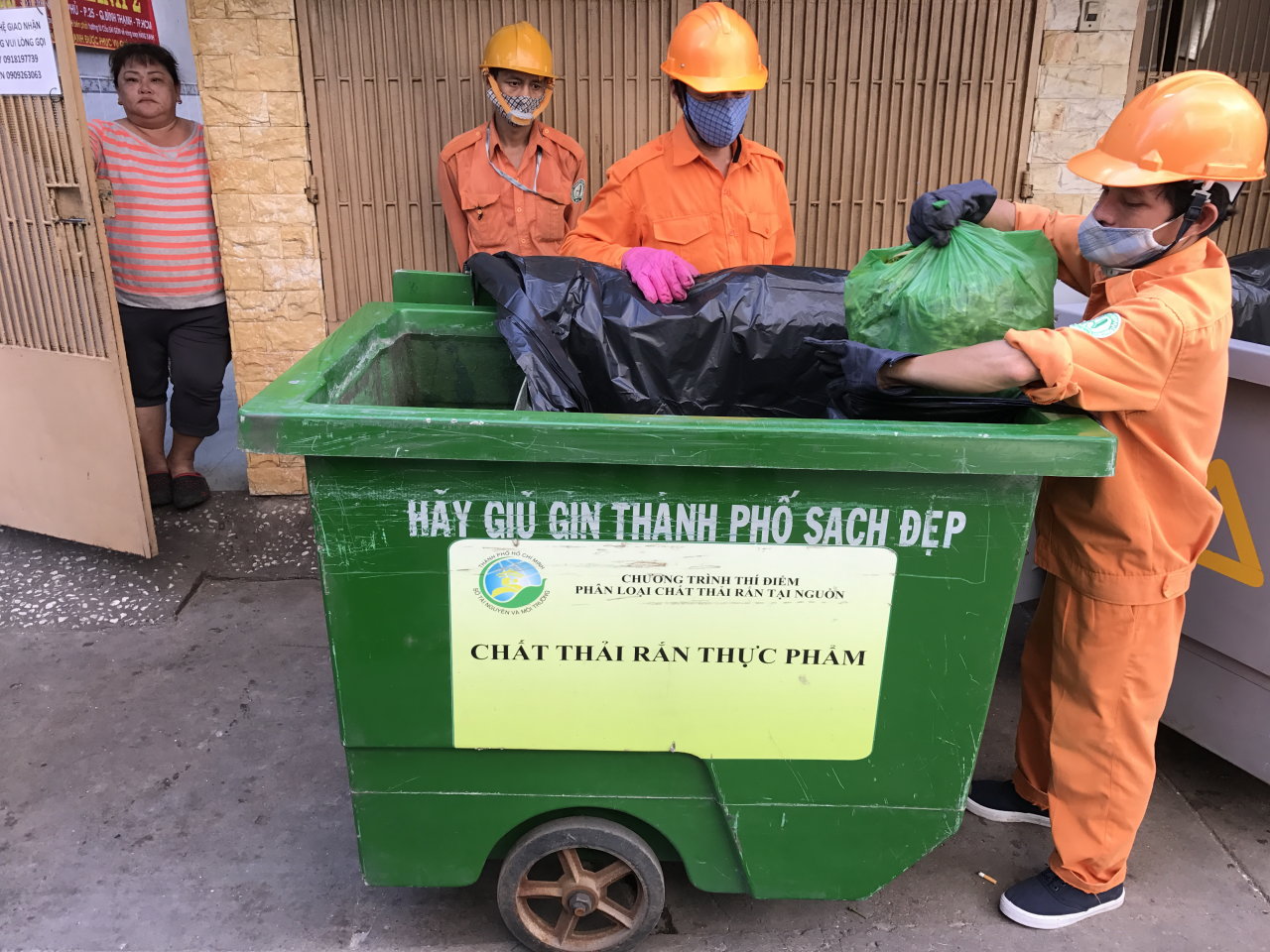 ​Ho Chi Minh City seeks new technology for waste treatment