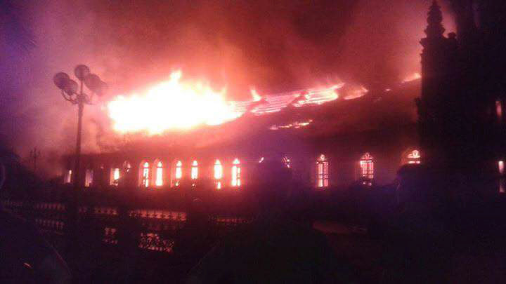 ​Century-old cathedral consumed by midnight fire in northern Vietnam