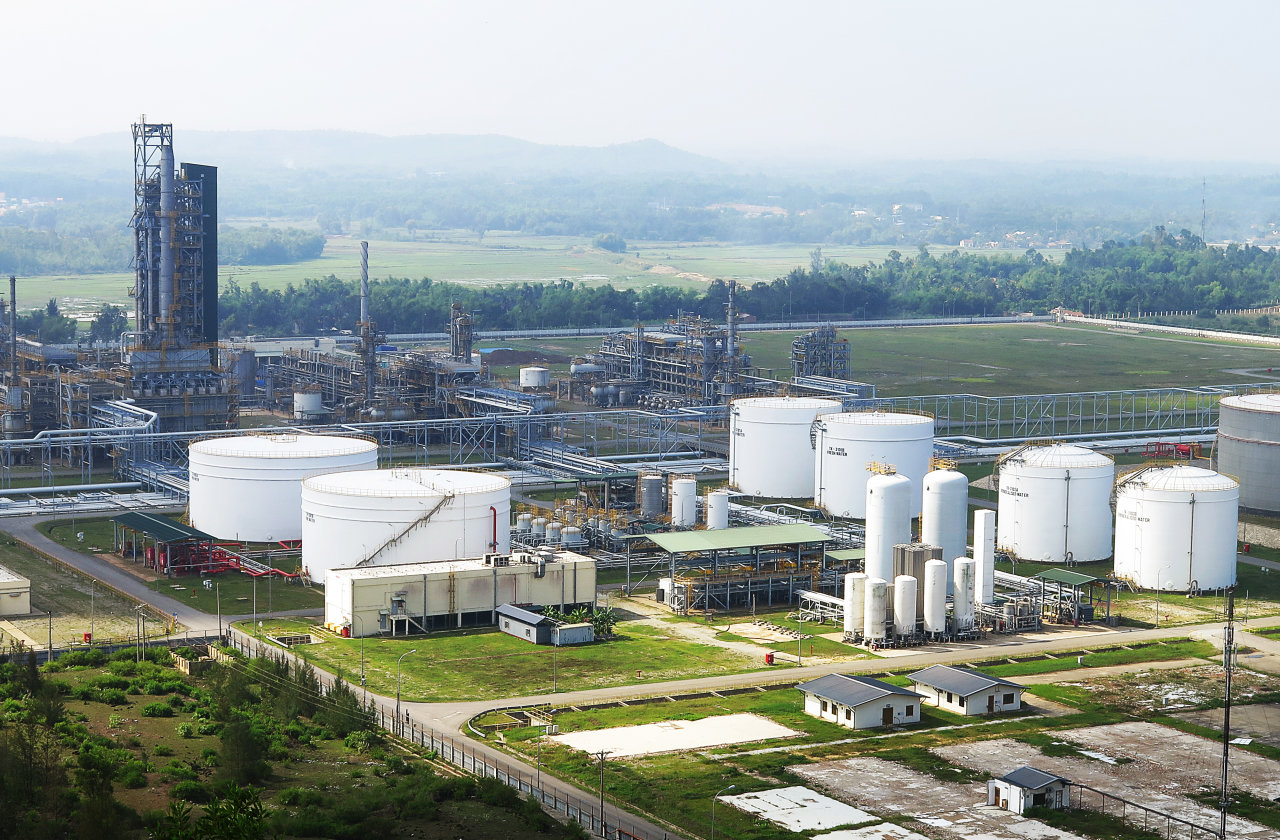 ​Vietnam refinery operator plans $84 mln IPO, eyes 49 pct strategic sale