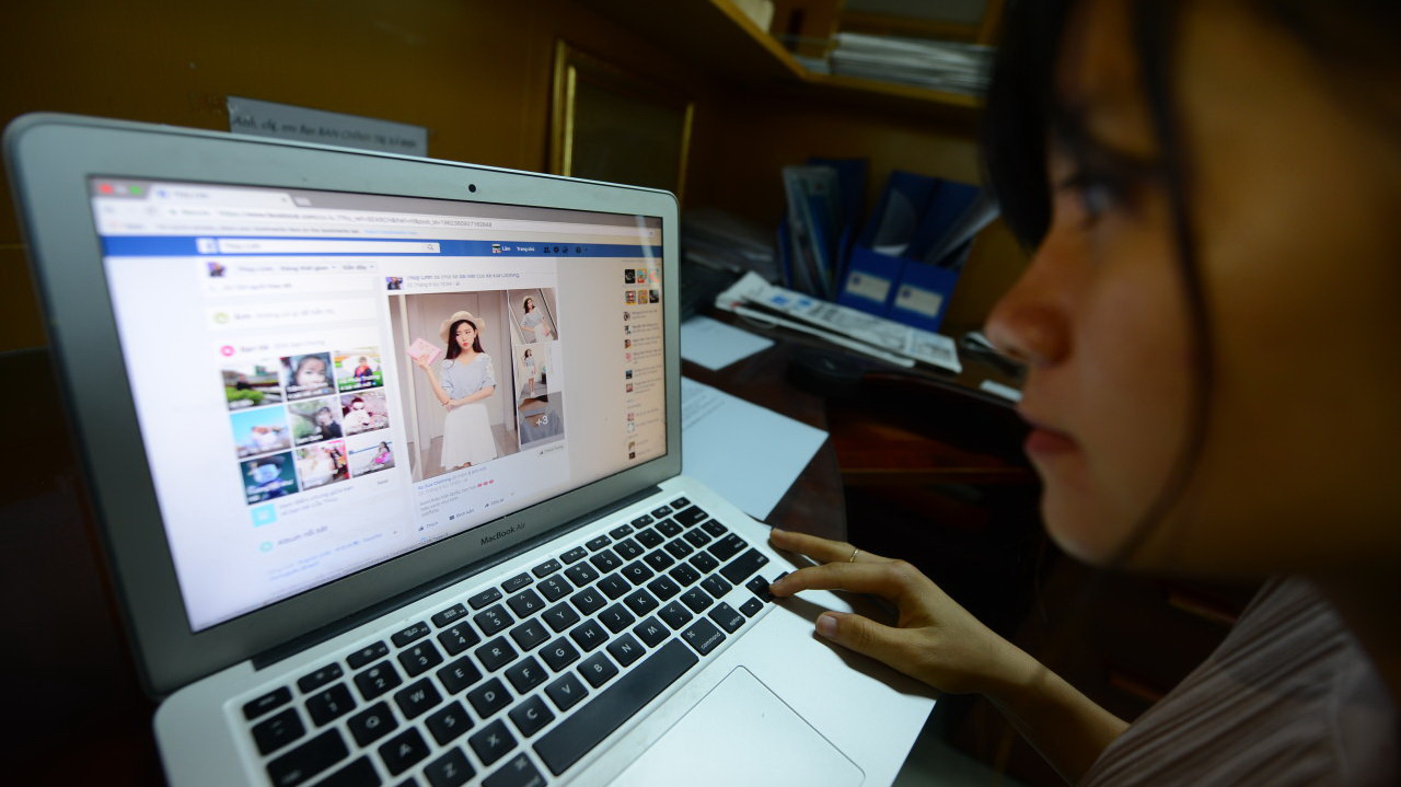 Vietnam to seek help from Facebook to stop tax-evading online shops