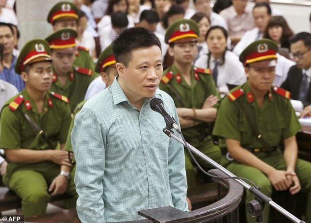 ​51 bankers, businessmen on trial in Vietnam for fraud