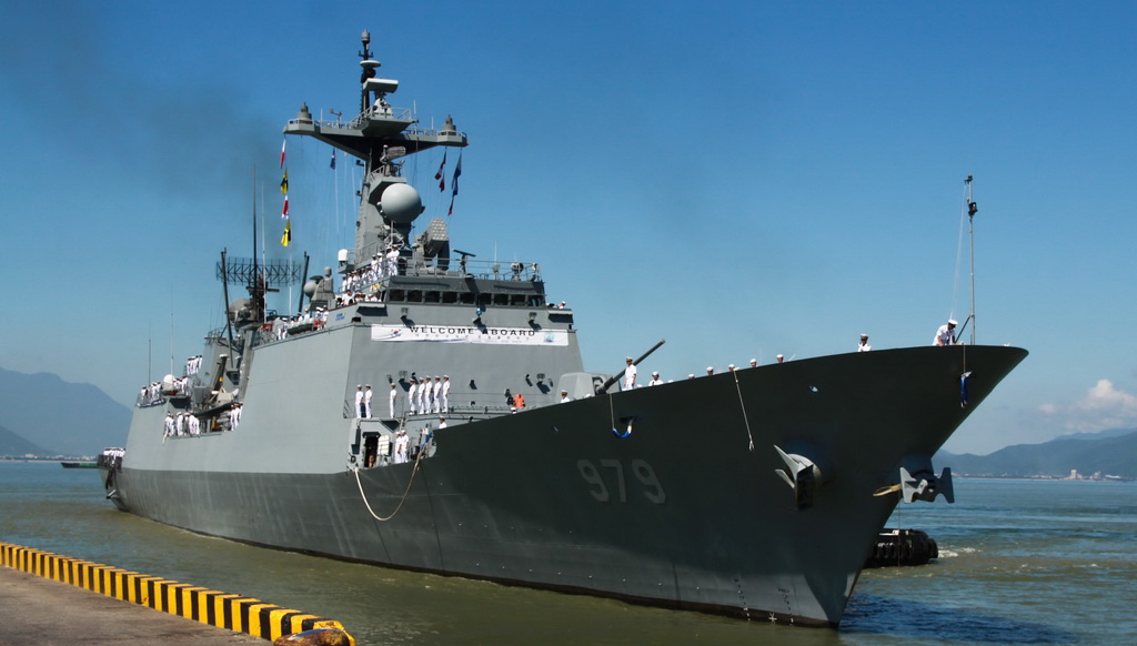 South Korean naval vessels commence visit to Da Nang