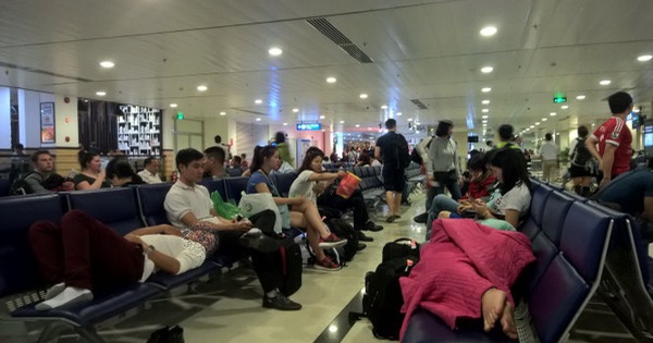 ​Vietnam asks airlines to provide passenger lodging for six-hour delays