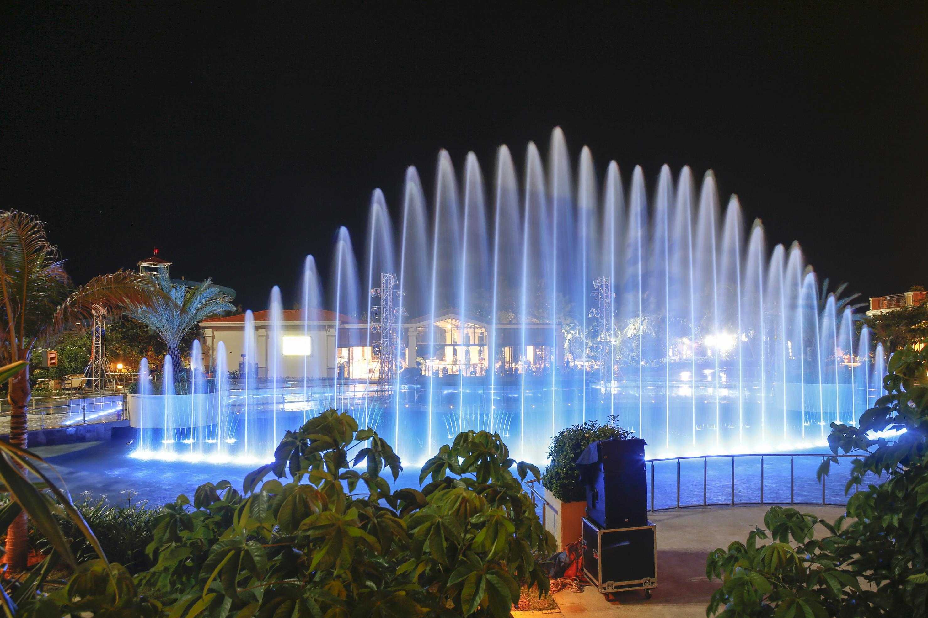 The Grand Ho Tram Strip launches fountain-side Sound Waves concert series