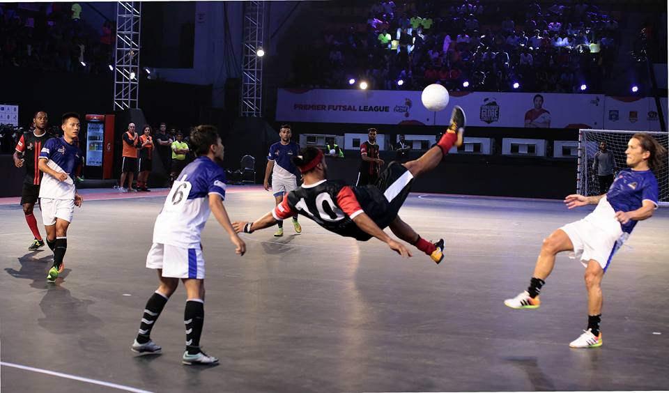 Dream come true: Vietnamese players join ex-superstars in Premier Futsal league