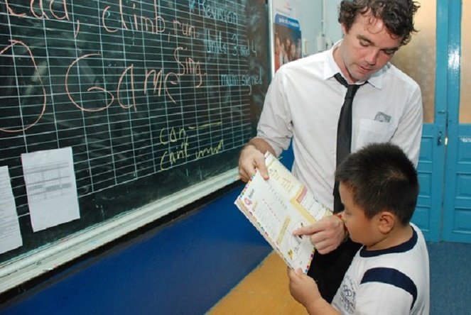 Giving students English names ‘not good for traditional education’: Vietnam official