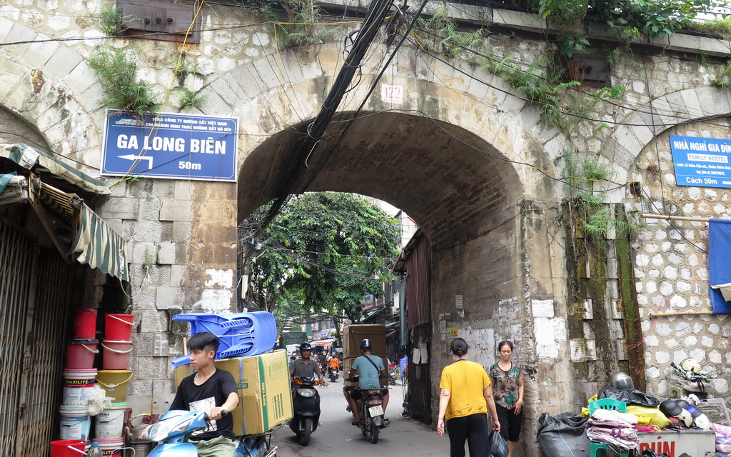 ​Archways under Hanoi’s iconic elevated railway hold special place in local hearts