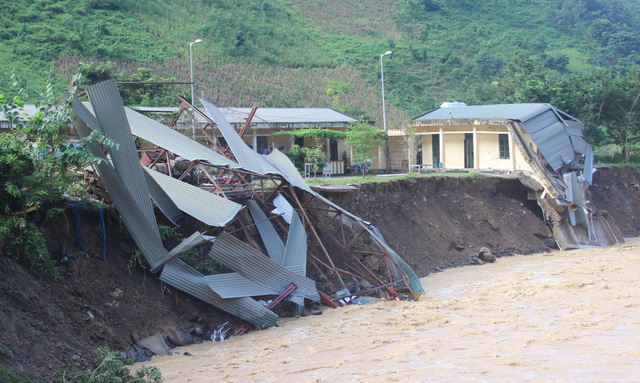 ​Northern Vietnam, ravaged by floods, braces for Storm Khanun