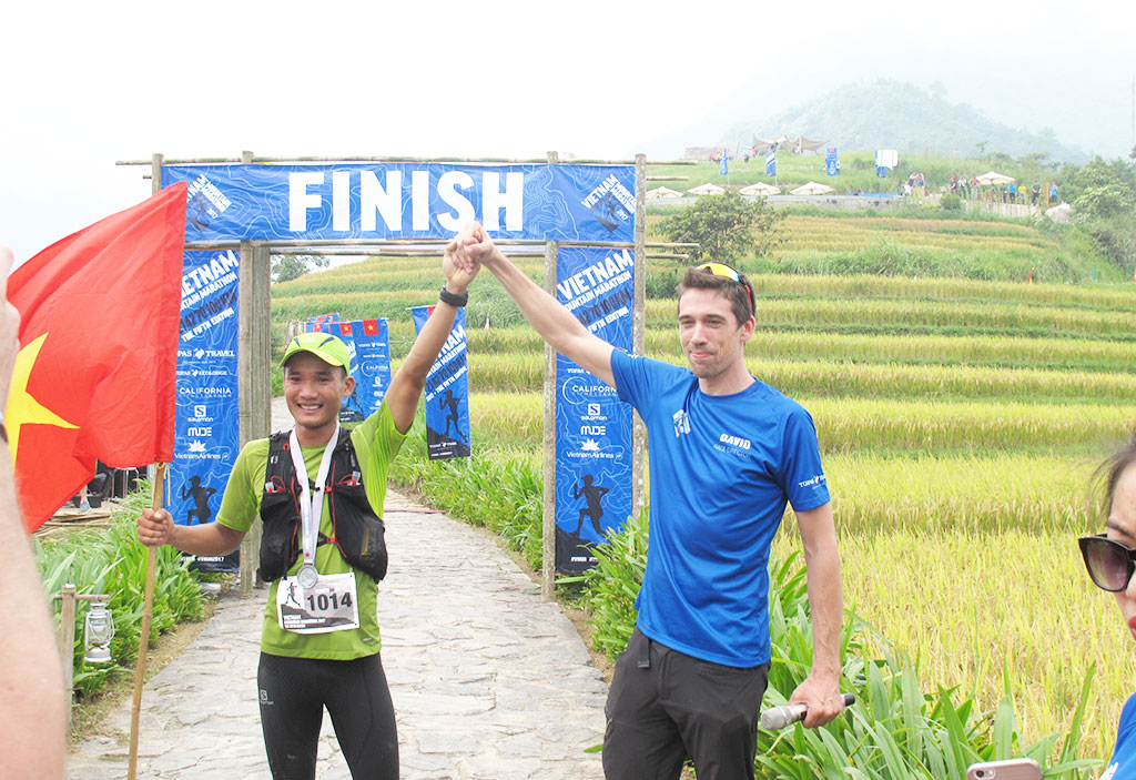 ​​Man becomes first Vietnamese to win 100km ultramarathon in Sa Pa  