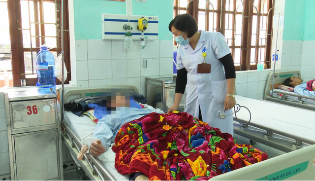 ​Seven in hospital after drinking homemade alcohol in northern Vietnam