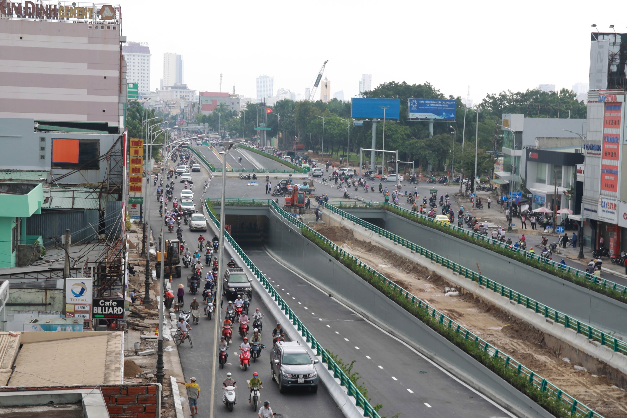 New traffic underpass opened in run-up to APEC week in Da Nang