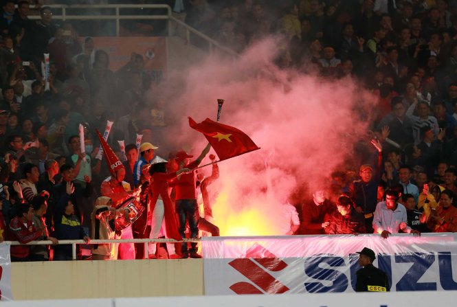 Vietnam fined for fan flares in Asian Cup qualifier
