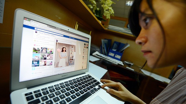 ​Ministry wants Facebook, Google to use Vietnamese payment gateway