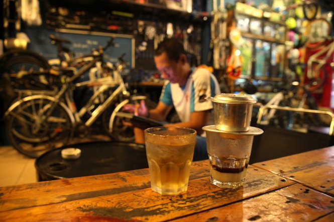'Ca phe sua da': A classic drink of Saigon